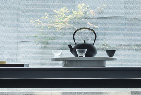 設(shè)計并不是一味追求美觀，不是美學(xué)意義上的藝術(shù)，而是視覺上的“營銷策略”。